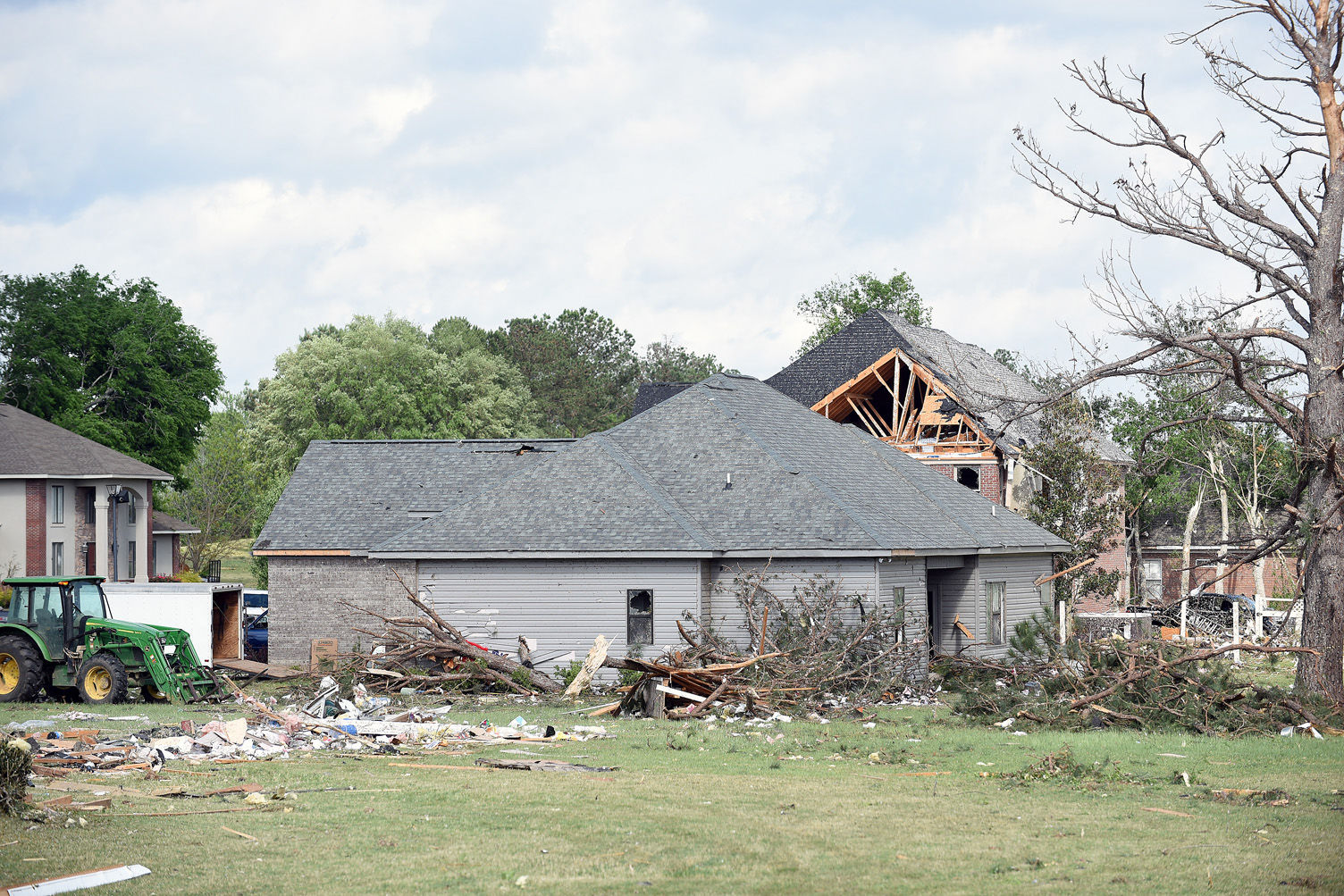Tornado damages Eufaula